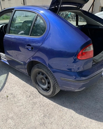 Seat Leon cena 3800 przebieg: 270000, rok produkcji 2004 z Brusy małe 37